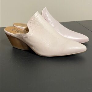 Nwt’s Miz Mooz Light Pink Howie Heeled Mules Size 36